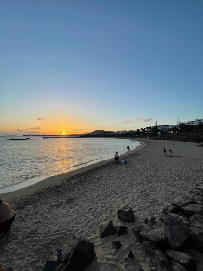 Izaro Apartamento Atico De Lujo Cerca De Playa Dorada Playa Blanca  Exterior foto