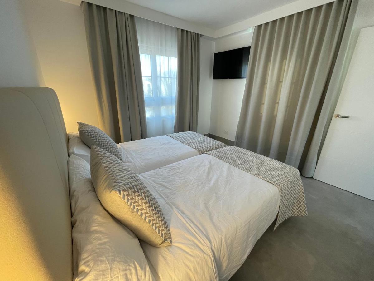Izaro Apartamento Atico De Lujo Cerca De Playa Dorada Playa Blanca  Exterior foto