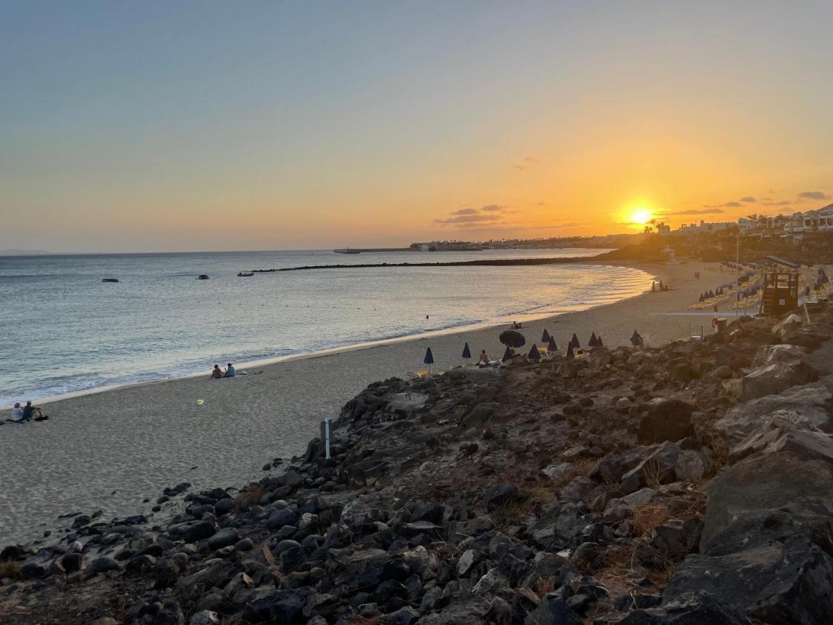 Izaro Apartamento Atico De Lujo Cerca De Playa Dorada Playa Blanca  Exterior foto